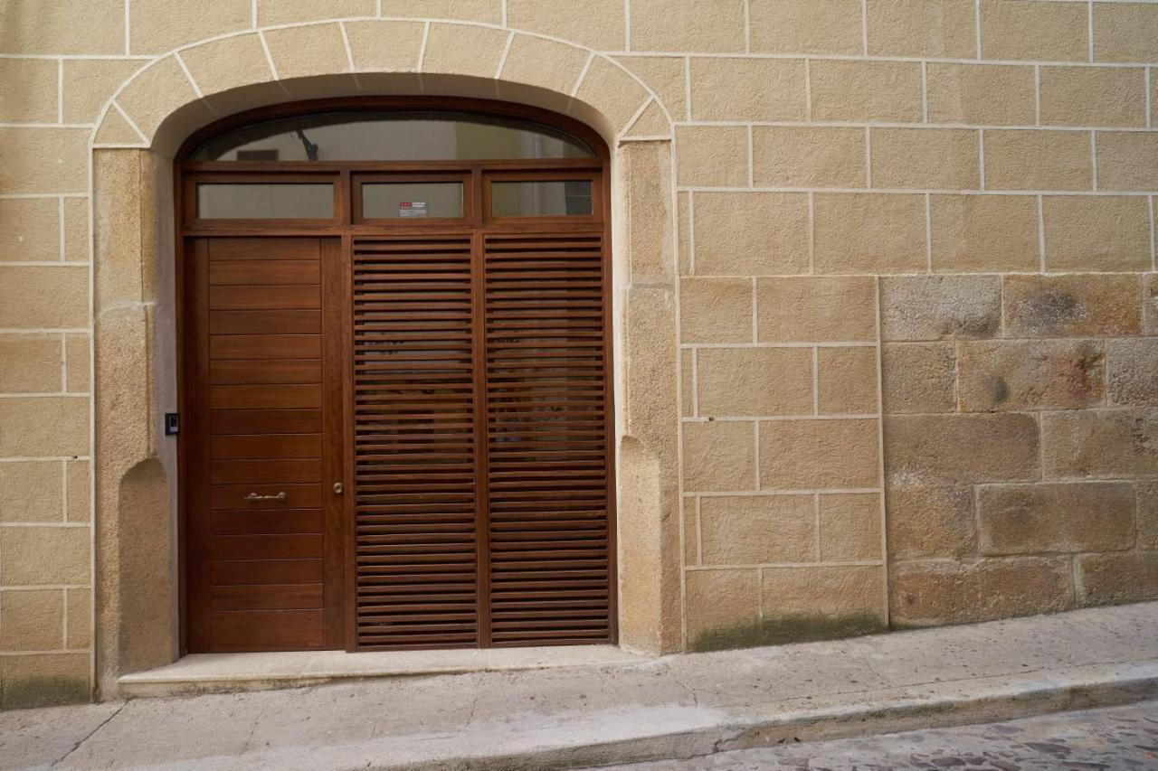 Apartamento Turistico Centro Monumental -- Касерес Экстерьер фото