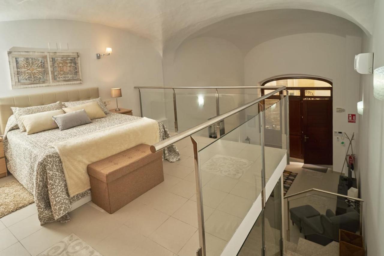 Apartamento Turistico Centro Monumental -- Касерес Экстерьер фото